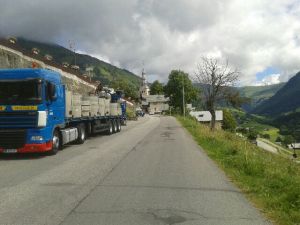 Semi Grue